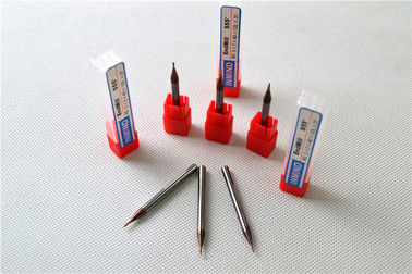 Coupeur micro 0.5-0.6um des fraises en bout de nez de boule de cannelure de la grande vitesse 2 HRC55