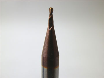 Coupeur micro 0.5-0.6um des fraises en bout de nez de boule de cannelure de la grande vitesse 2 HRC55